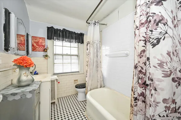 $1,598,888 | 14-21 159th Street | Beechhurst