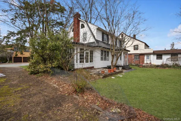 $1,598,888 | 14-21 159th Street | Beechhurst