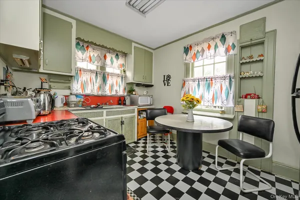 $1,598,888 | 14-21 159th Street | Beechhurst