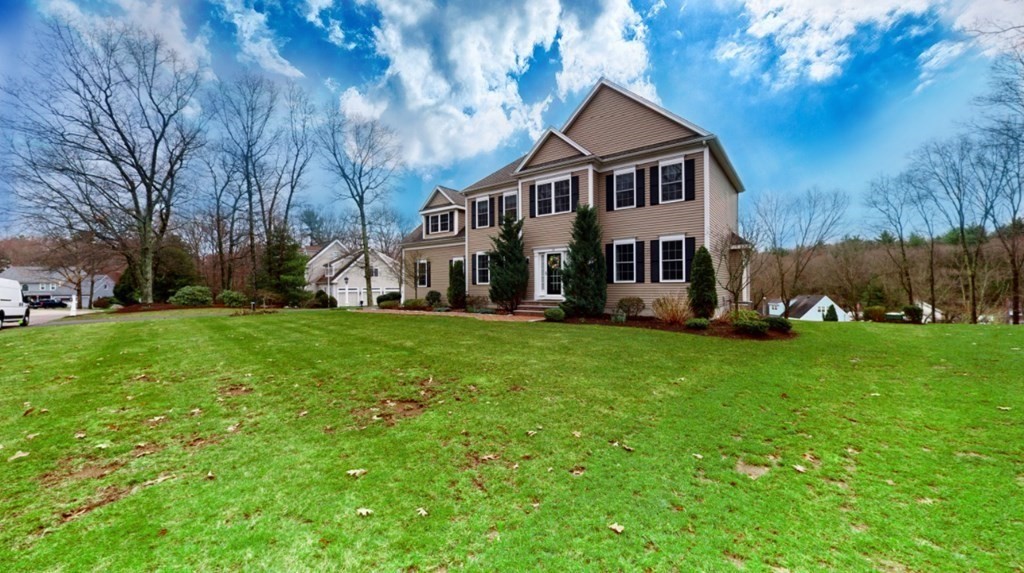 40 Townline Road Franklin, MA 02038 - Photo 2 of 42 Gallery Image 2