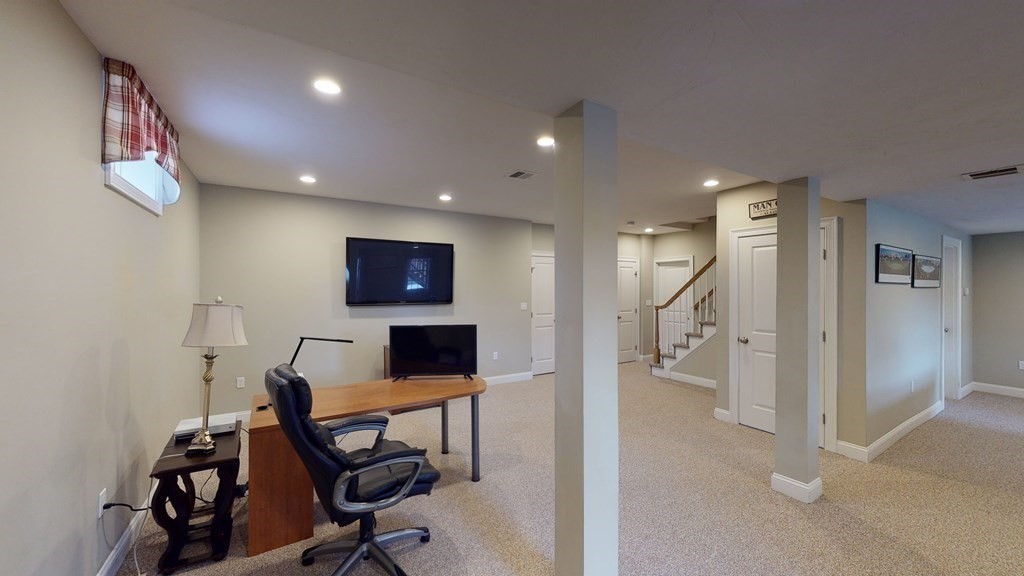40 Townline Road Franklin, MA 02038 - Photo 30 of 42 Gallery Image 30