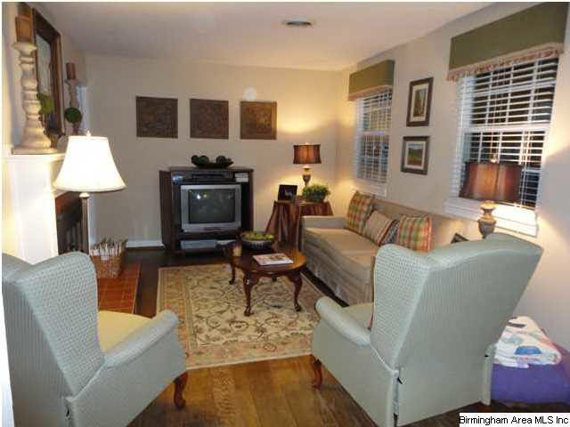 605 Strathmore Road Birmingham, AL 35213 - Photo 2 of 17 Gallery Image 2