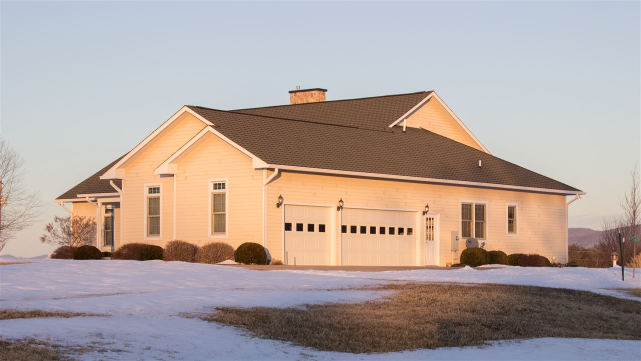 713 Lantz Road Edinburg, VA 22824 - Photo 5 of 27 a view of a large building