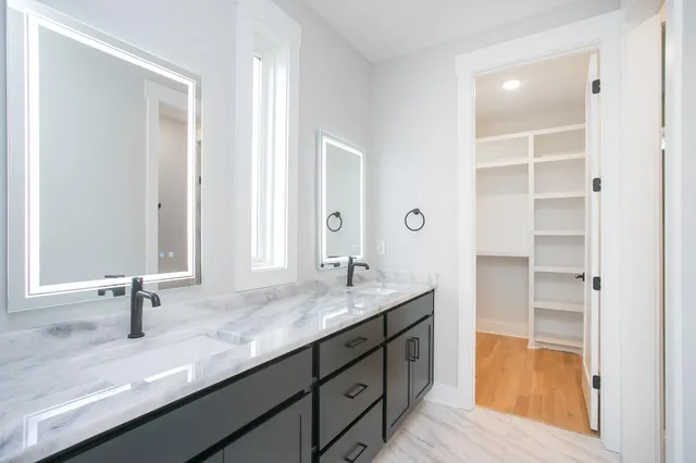 a view of an empty walk in closet