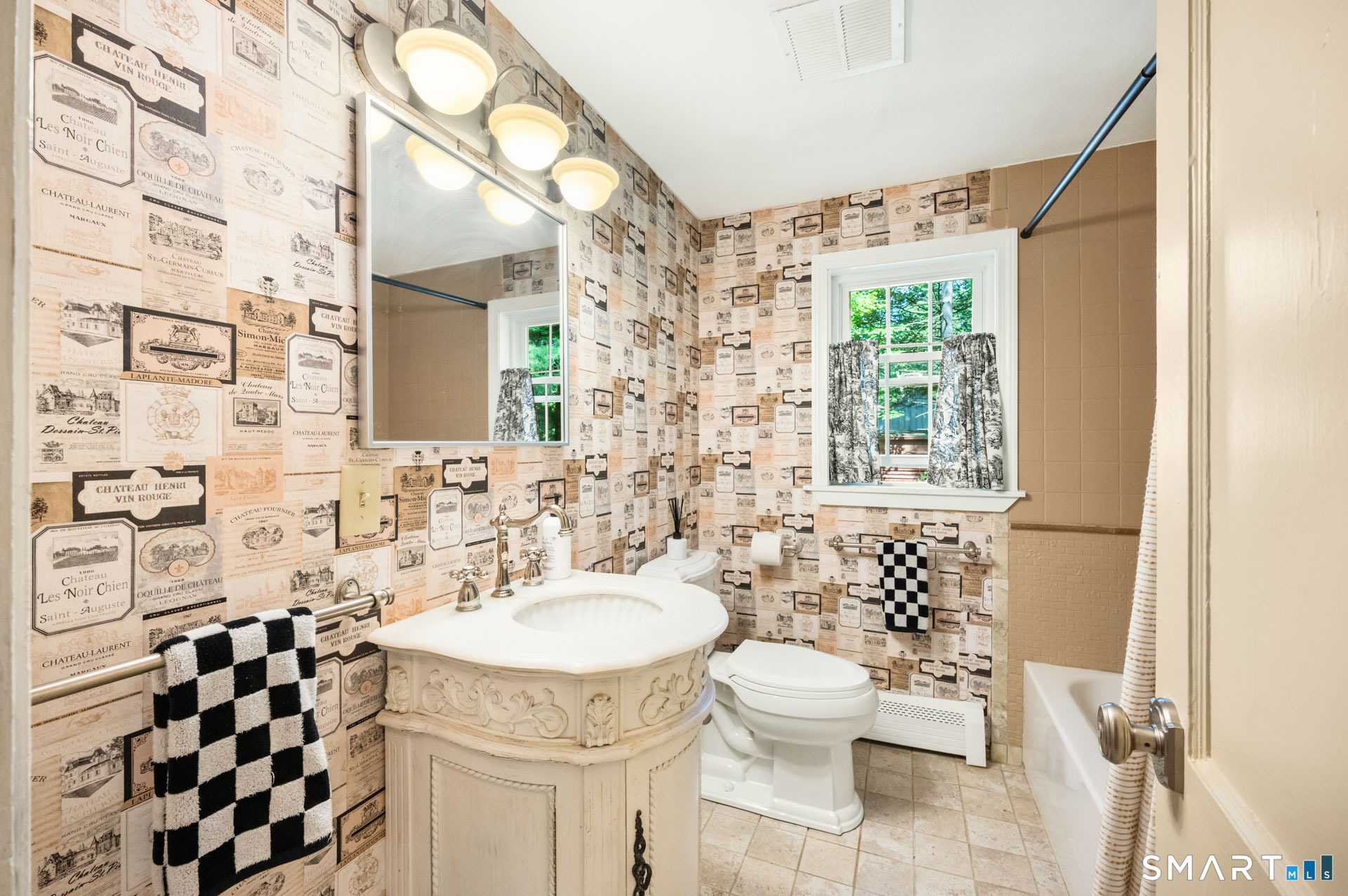 44 Climax Road Simsbury, CT 06070 - Photo 20 of 40 Gallery Image 20