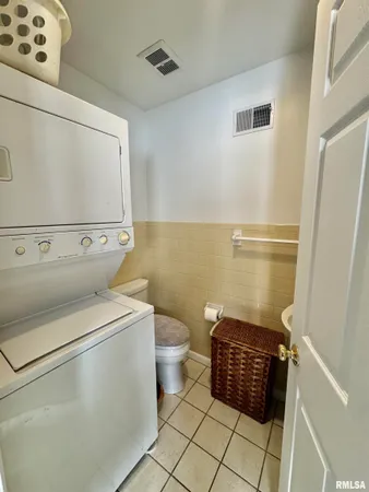 $275,000 | 4606 South Hanna City Glasford Road, Hanna City, IL 61536