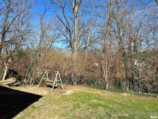 $275,000 | 4606 South Hanna City Glasford Road, Hanna City, IL 61536