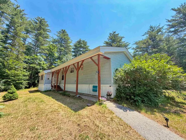 $100,000 | 33 Buckingham Drive, Conway, NH 03860