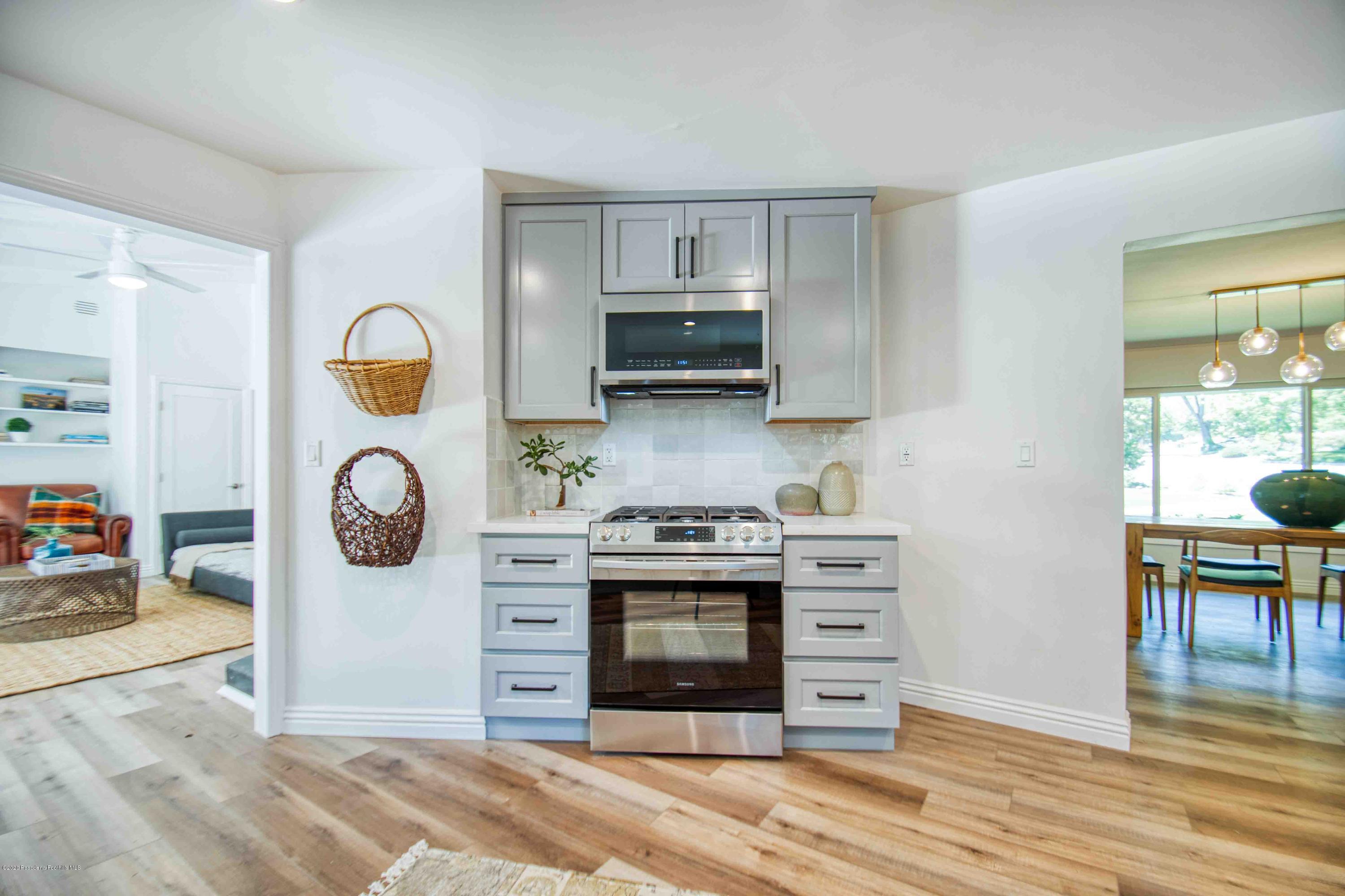 585 Rim Road Pasadena, CA 91107 - Photo 12 of 49 Kitchen2