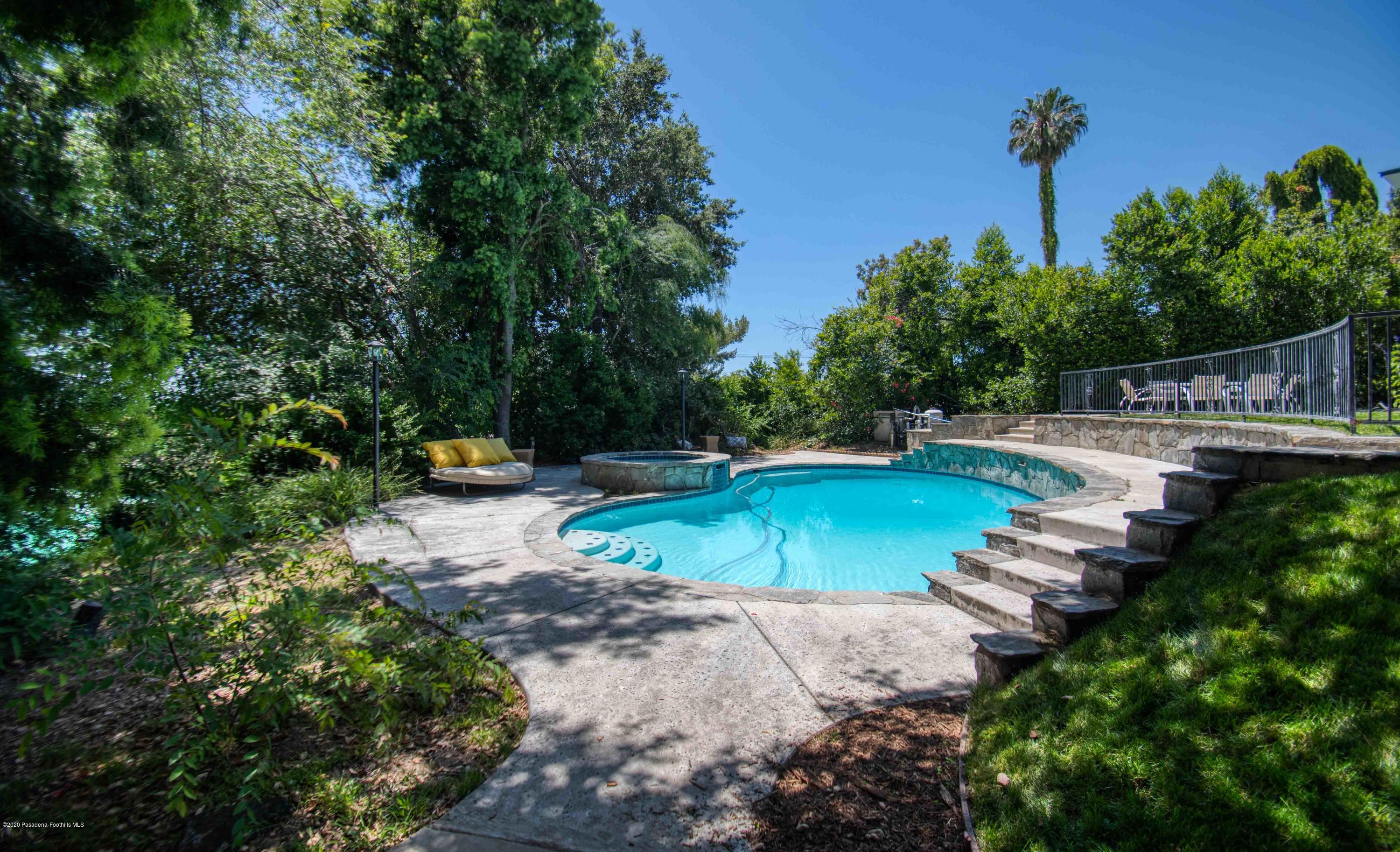 585 Rim Road Pasadena, CA 91107 - Photo 37 of 49 Back6