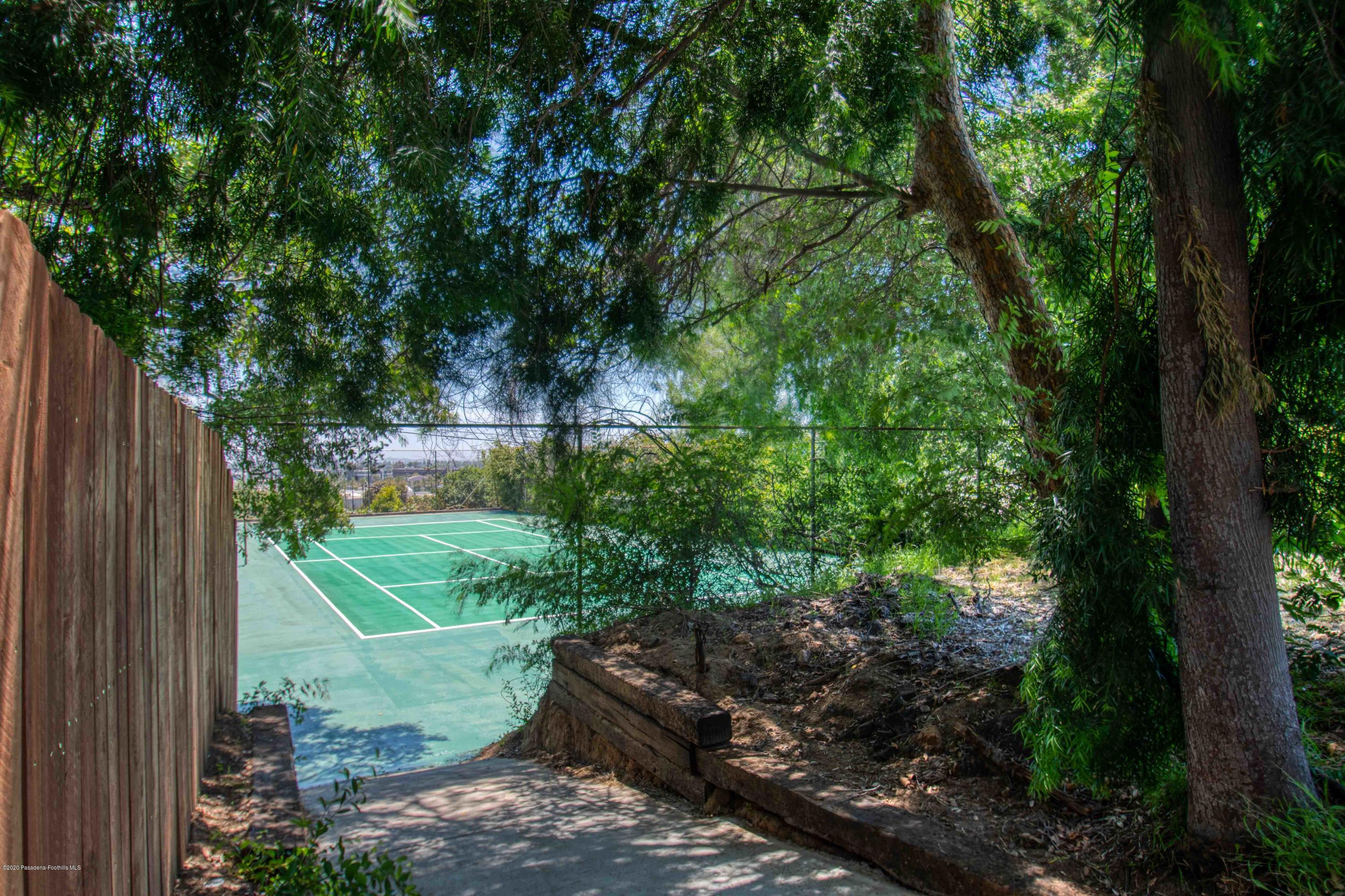 585 Rim Road Pasadena, CA 91107 - Photo 44 of 49 Back13