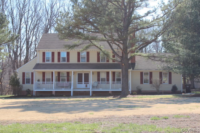 2382 Fountain Ridge Road Hopewell, VA 23860 - Photo 2 of 24 Gallery Image 2