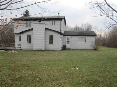 12200 Rattalee Lake Road Davisburg, MI 48350 - Photo 6 of 9 20221051-5.JPG