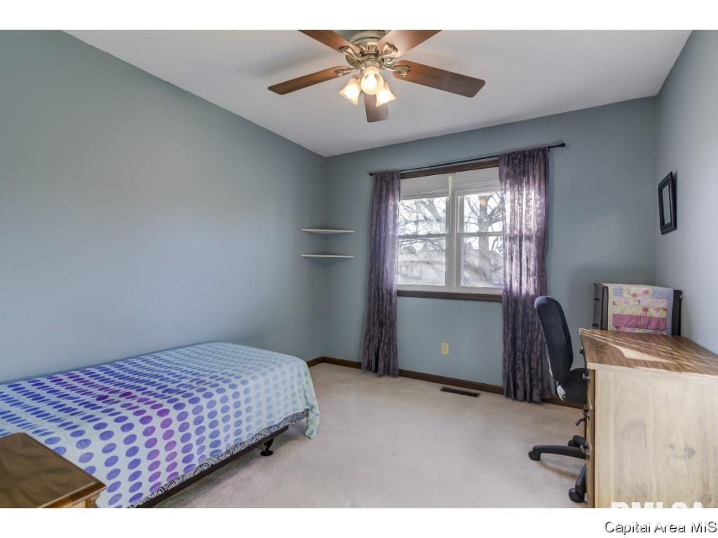 2001 Stockton Drive Springfield, IL 62703 - Photo 16 of 29