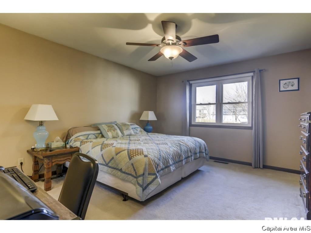 2001 Stockton Drive Springfield, IL 62703 - Photo 19 of 29