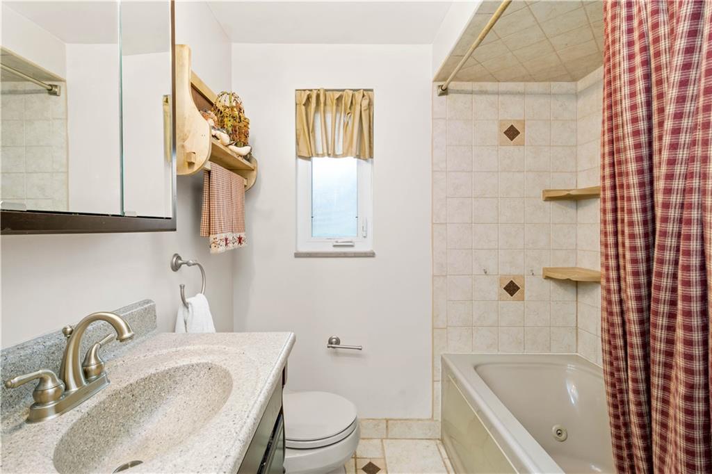 68 Walton Road Pittsburgh, PA 15236 - Photo 11 of 25 Gallery Image 11