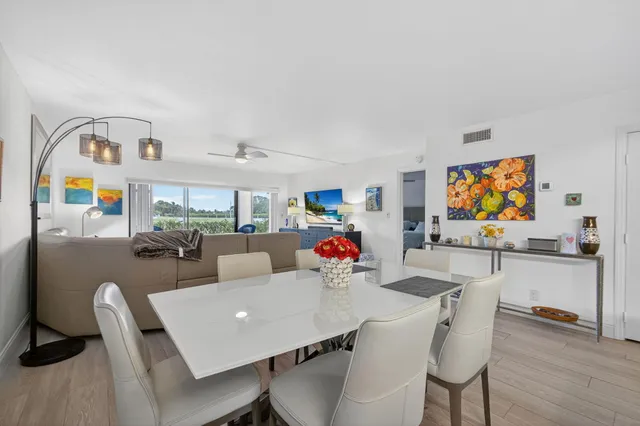 $359,000 | 12870 Briarlake Drive, Unit 106, Palm Beach Gardens, FL 33418