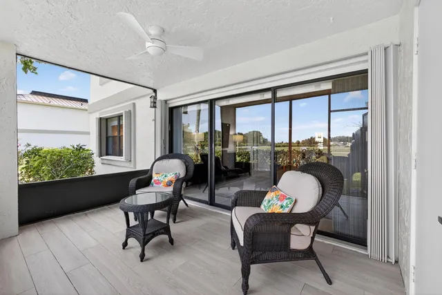 $359,000 | 12870 Briarlake Drive, Unit 106, Palm Beach Gardens, FL 33418