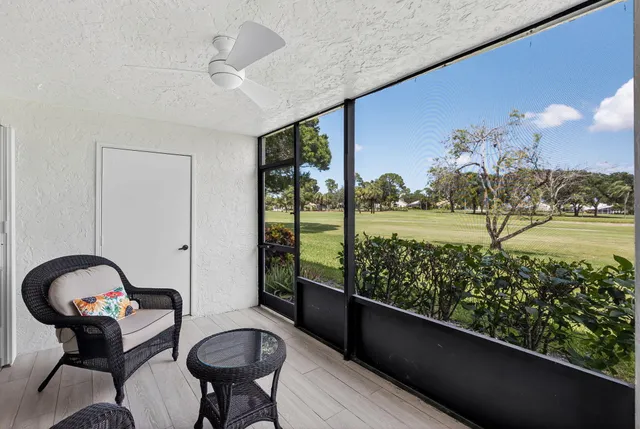 $359,000 | 12870 Briarlake Drive, Unit 106, Palm Beach Gardens, FL 33418
