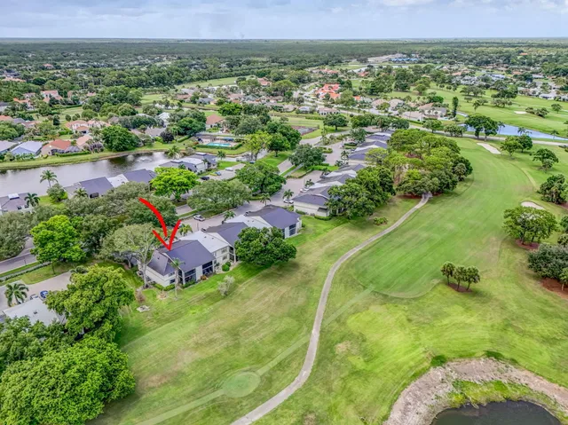 $359,000 | 12870 Briarlake Drive, Unit 106, Palm Beach Gardens, FL 33418