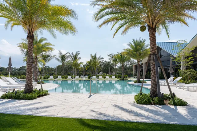 $359,000 | 12870 Briarlake Drive, Unit 106, Palm Beach Gardens, FL 33418