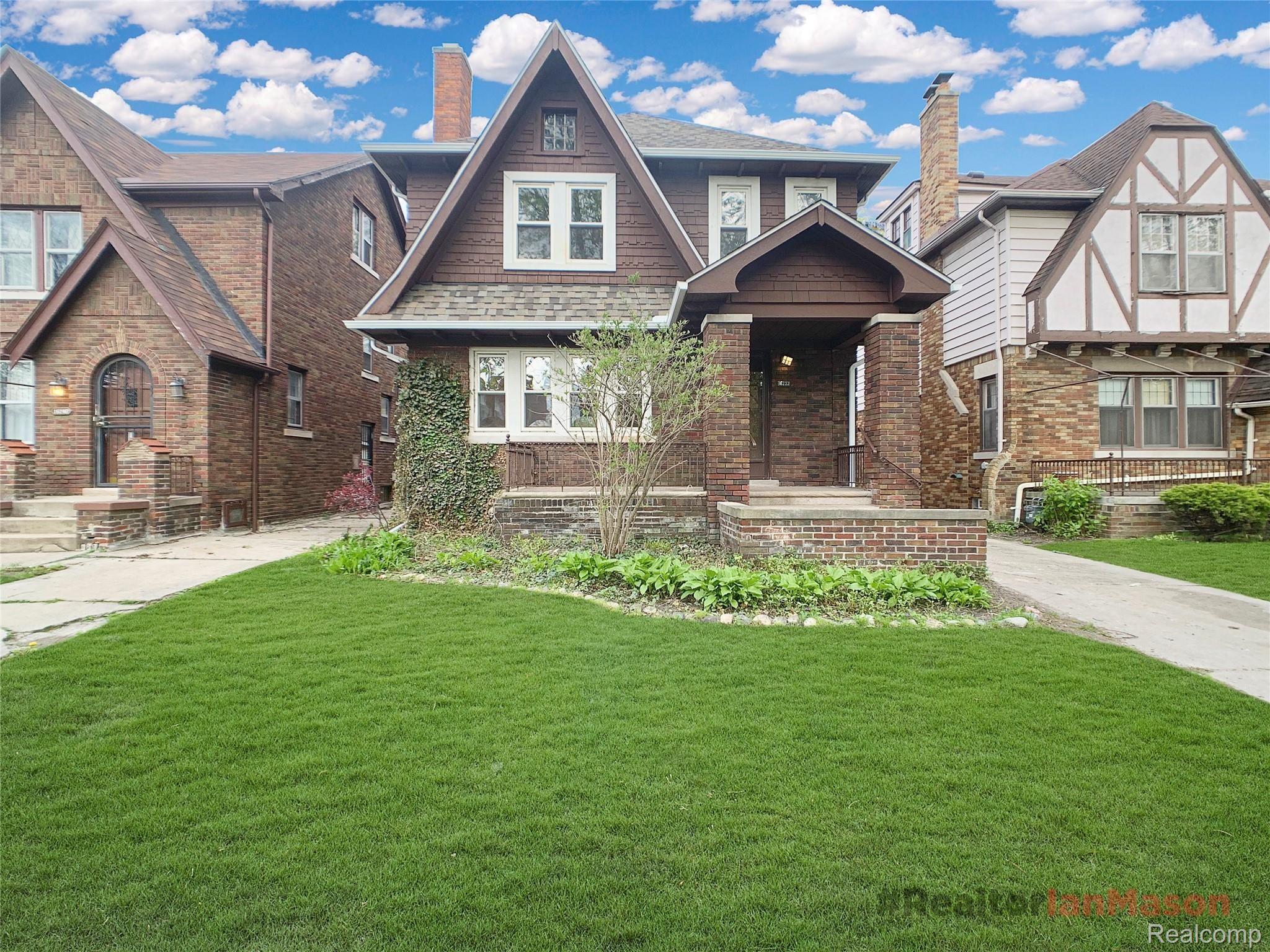 16232 Normandy Street Detroit, MI 48221 - Photo 1 of 29 1653-16232 Normandy (24).jpg