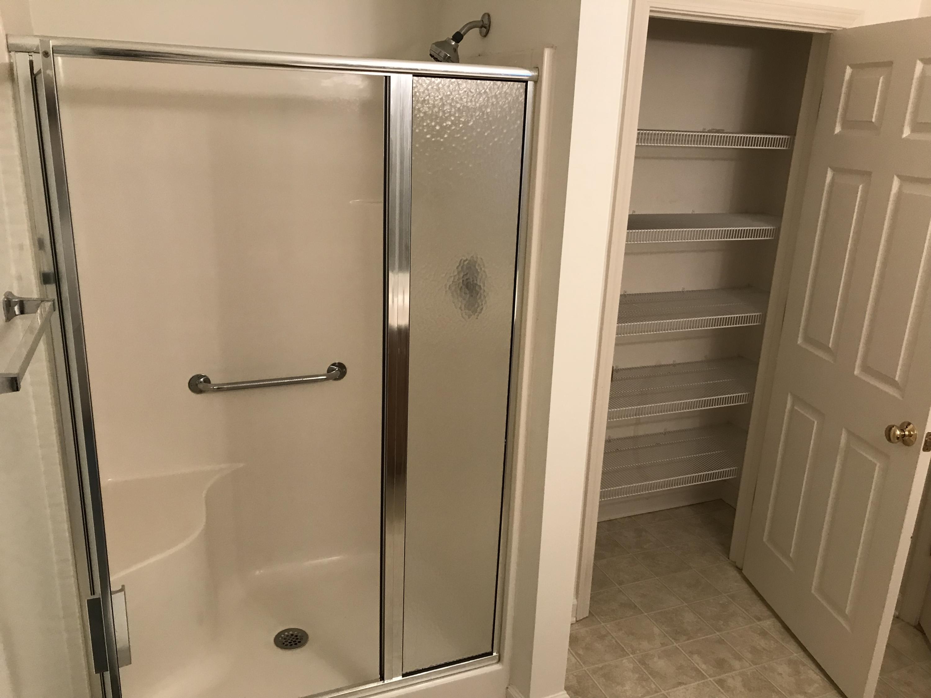 4438 Pheasant Ridge Road, Unit 102 Roanoke, VA 24014 - Photo 15 of 17 IMG_1783