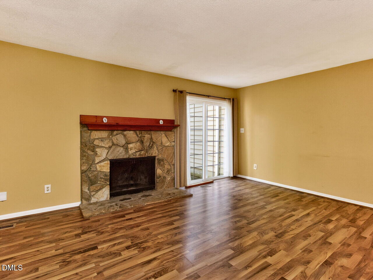 5410 Ridgeloch Place Raleigh, NC 27612 - Photo 13 of 32 013-1280x960-family-room-with-fireplace