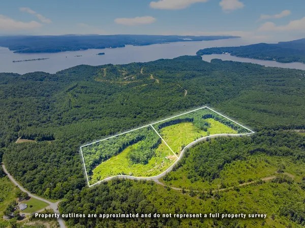 $218,500 | 0 Twin Feathers Road, Stewart, TN 37175