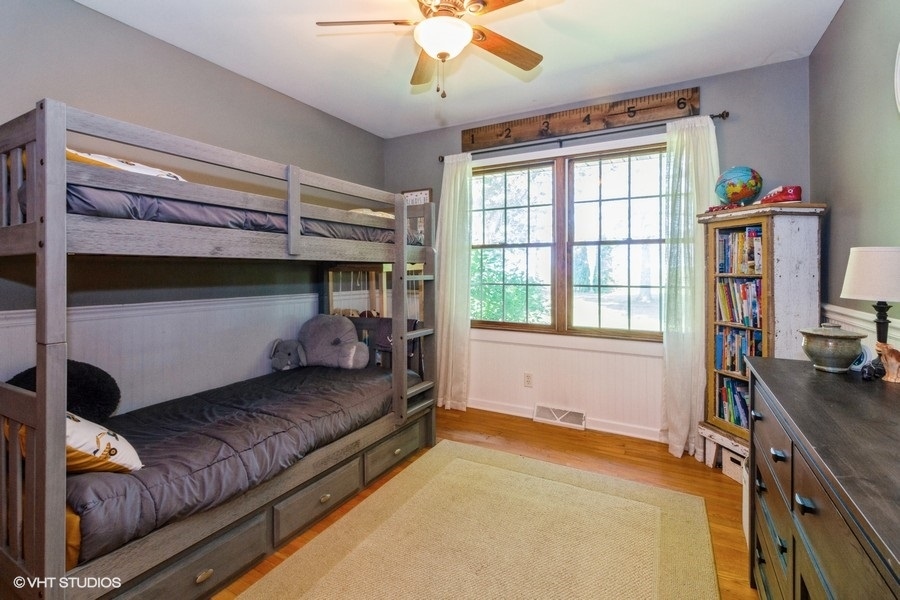 5602 Pagles Road Harvard, IL 60033 - Photo 9 of 23 a bedroom with a bed and a window