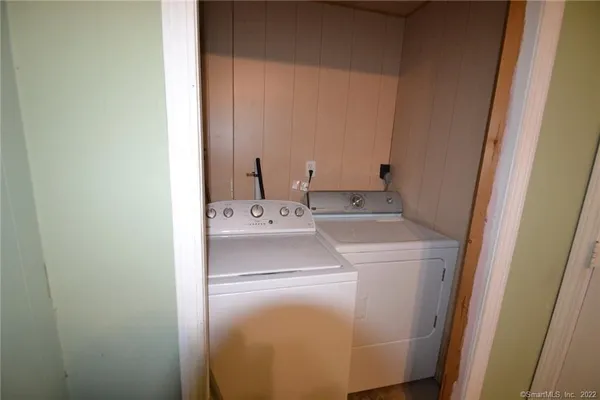 $2,400 | 8 Scuppo Road, Unit 3, Danbury, CT 06811