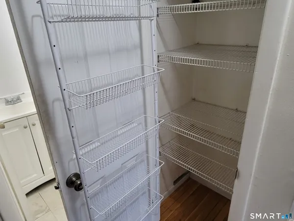 $2,400 | 8 Scuppo Road, Unit 3, Danbury, CT 06811