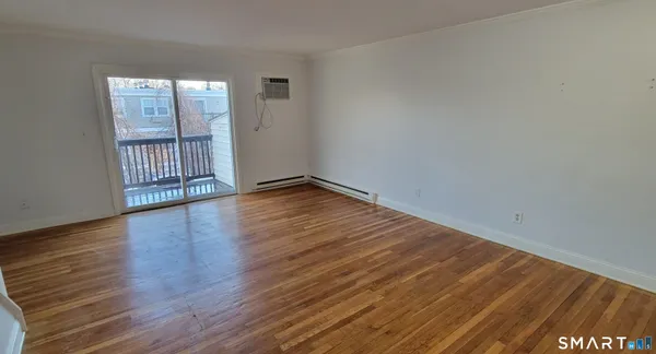 $2,400 | 8 Scuppo Road, Unit 3, Danbury, CT 06811