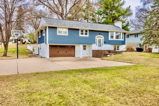 $489,500 | 1021 Fremont Street, Anoka, MN 55303