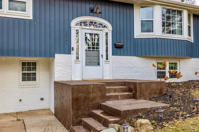 $489,500 | 1021 Fremont Street, Anoka, MN 55303