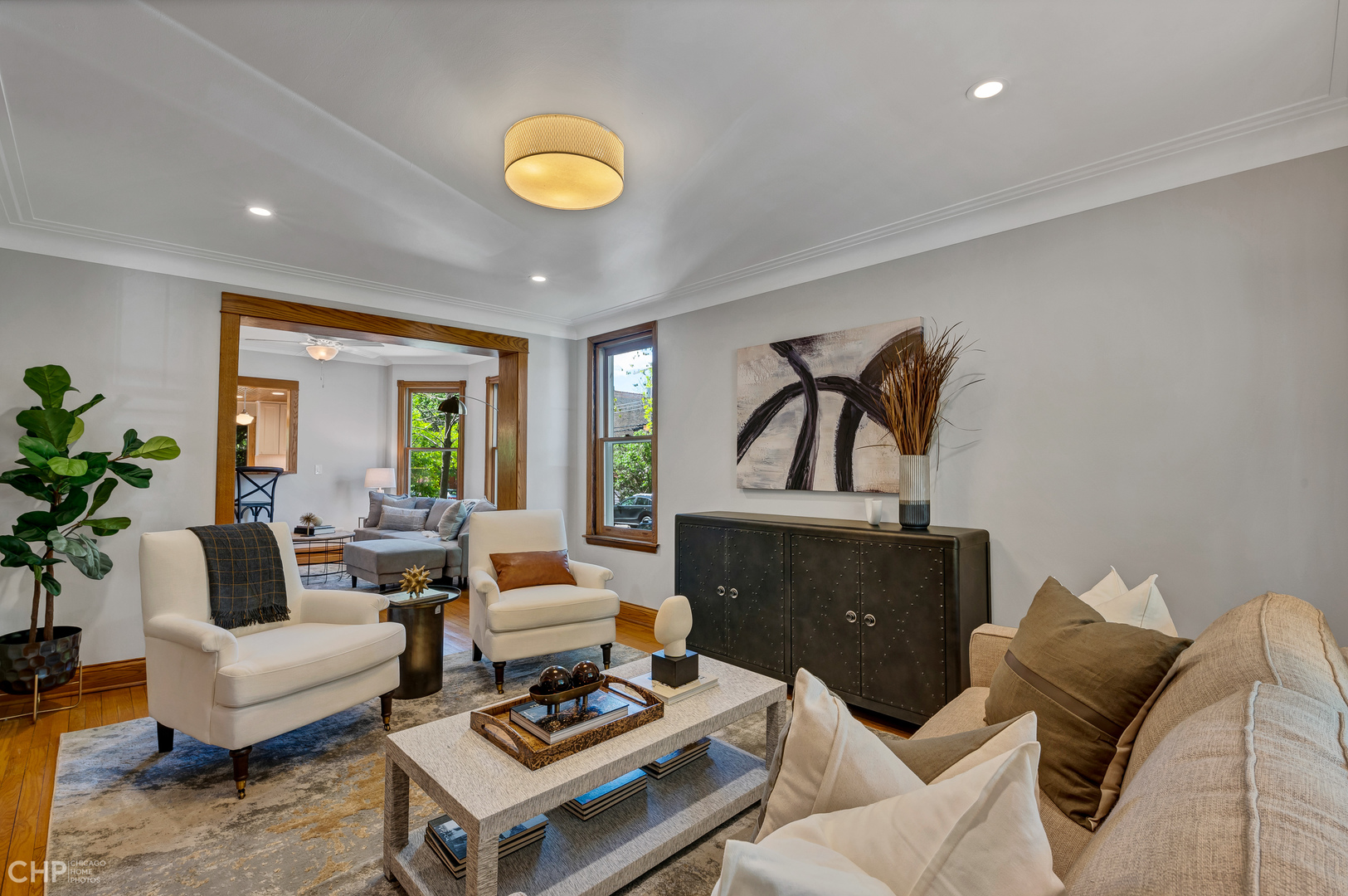 2425 West Wilson Avenue Chicago, IL 60625 - Photo 6 of 44