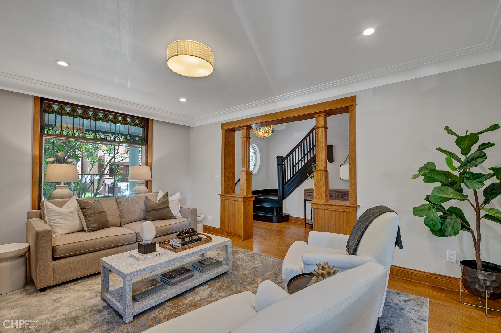 2425 West Wilson Avenue Chicago, IL 60625 - Photo 8 of 44