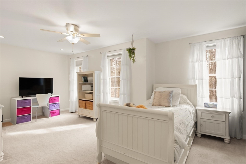 41 Chestnut Road Tyngsborough, MA 01879 - Photo 25 of 37