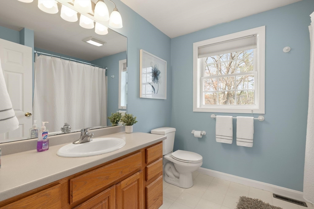 41 Chestnut Road Tyngsborough, MA 01879 - Photo 27 of 37