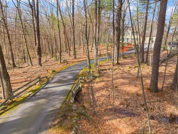 $889,000 | 41 Chestnut Road, Tyngsborough, MA 01879