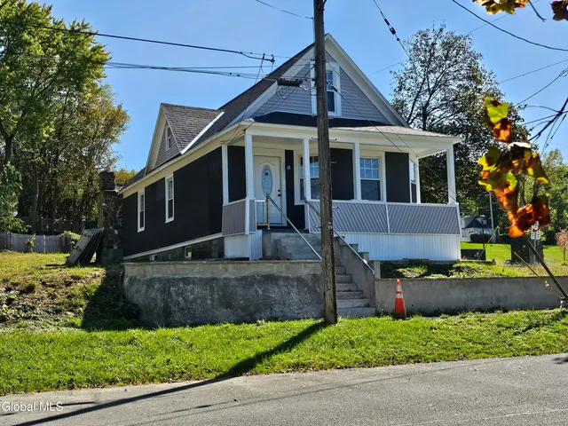 $374,900 | 2402 Avenue B, Schenectady, NY 12308