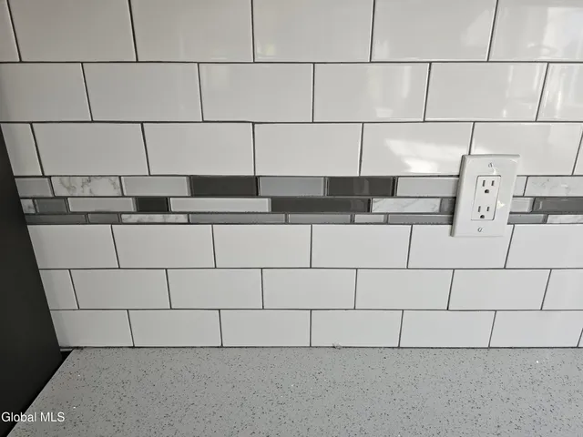 $374,900 | 2402 Avenue B, Schenectady, NY 12308