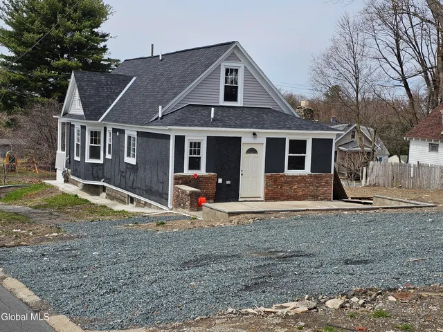 $374,900 | 2402 Avenue B, Schenectady, NY 12308