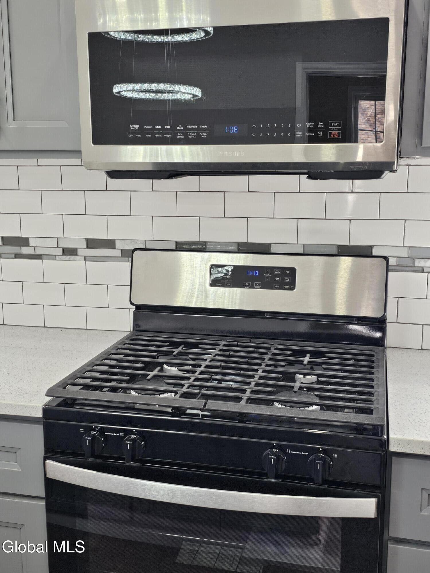 2402 Avenue B Schenectady, NY 12308 - Photo 6 of 25 20250418_134530