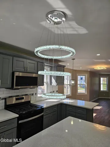 $374,900 | 2402 Avenue B, Schenectady, NY 12308