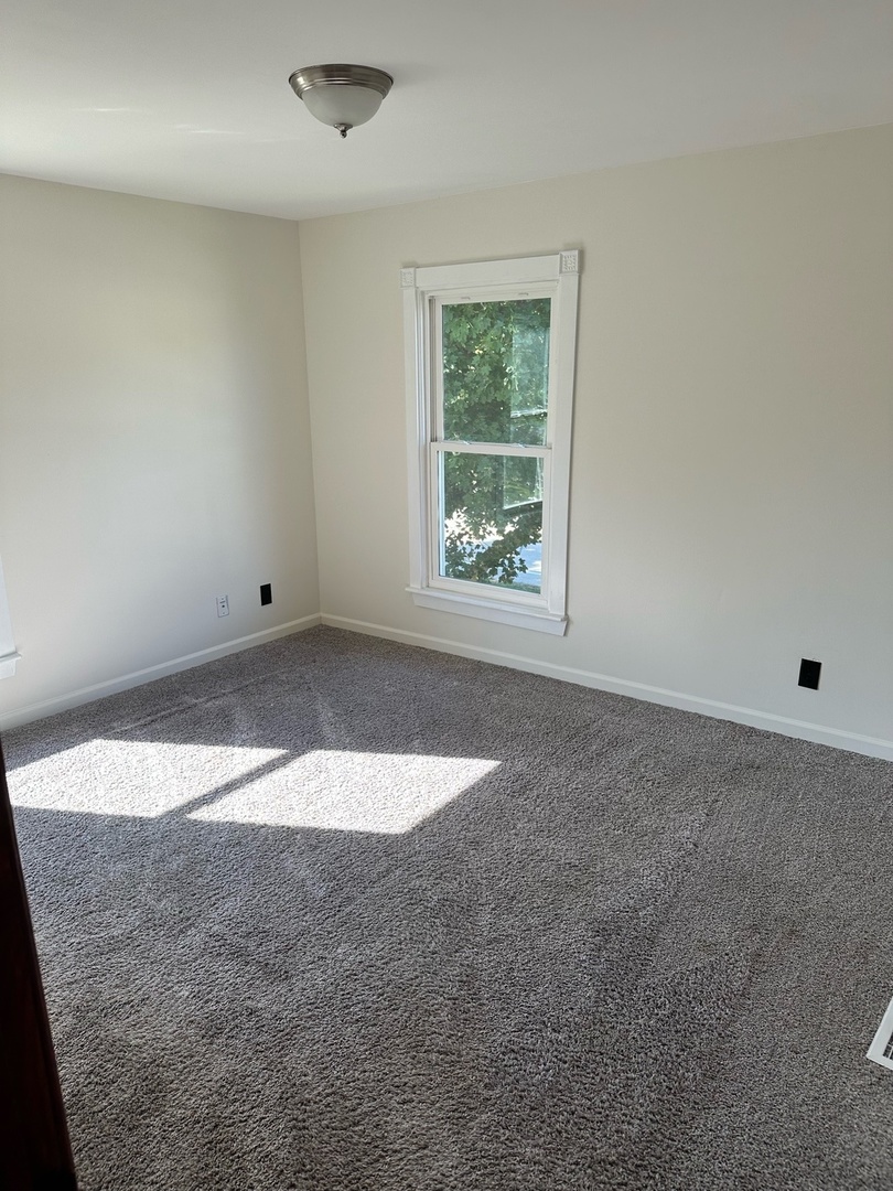 206 North Shabbona Road Shabbona, IL 60550 - Photo 12 of 30 Gallery Image 12