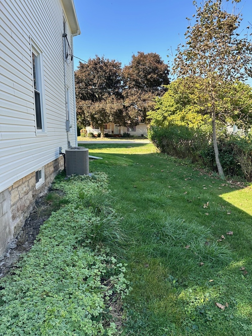 206 North Shabbona Road Shabbona, IL 60550 - Photo 26 of 30 Gallery Image 26