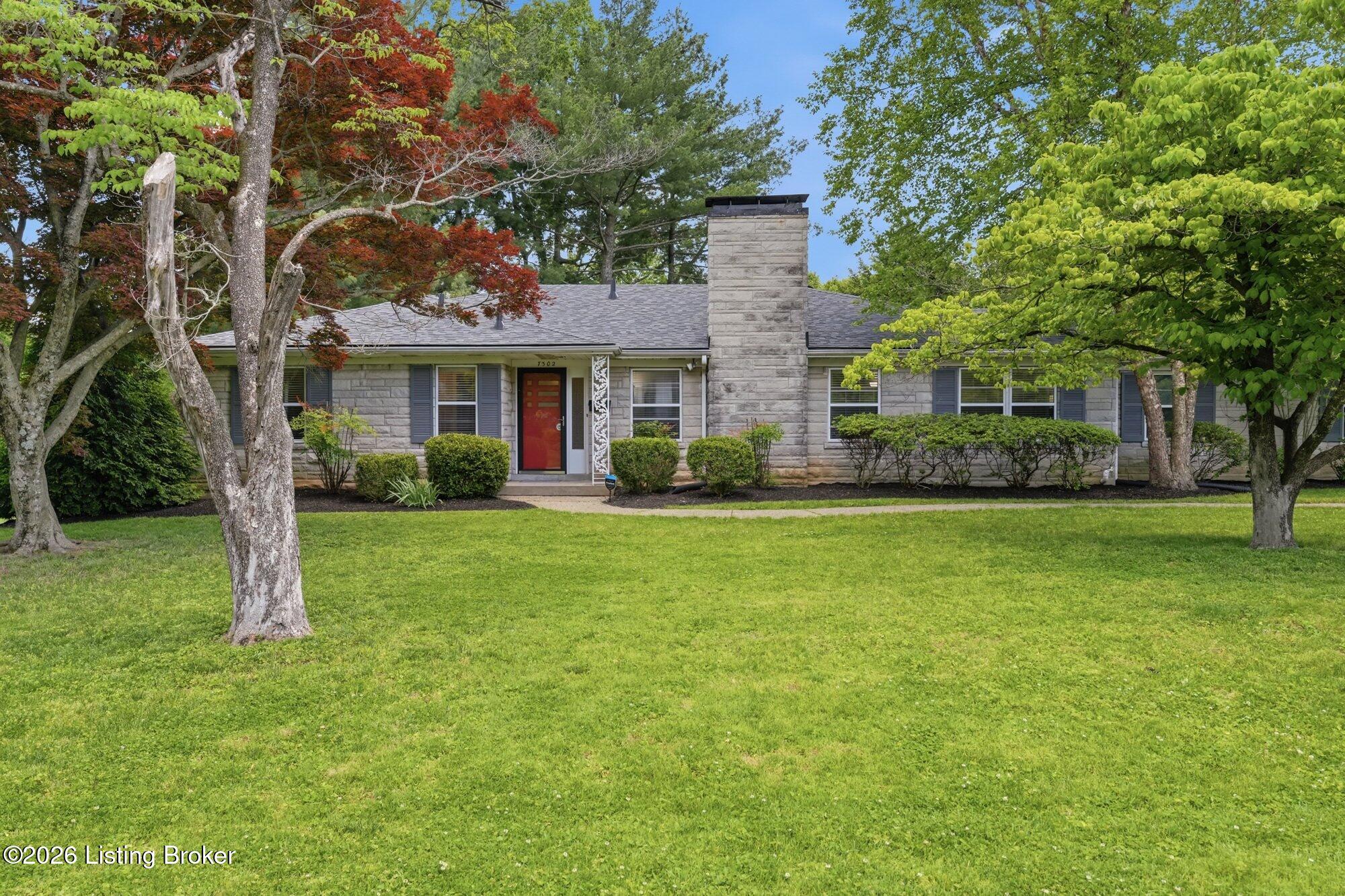 01-00-exterior-7302-boxwood-08019