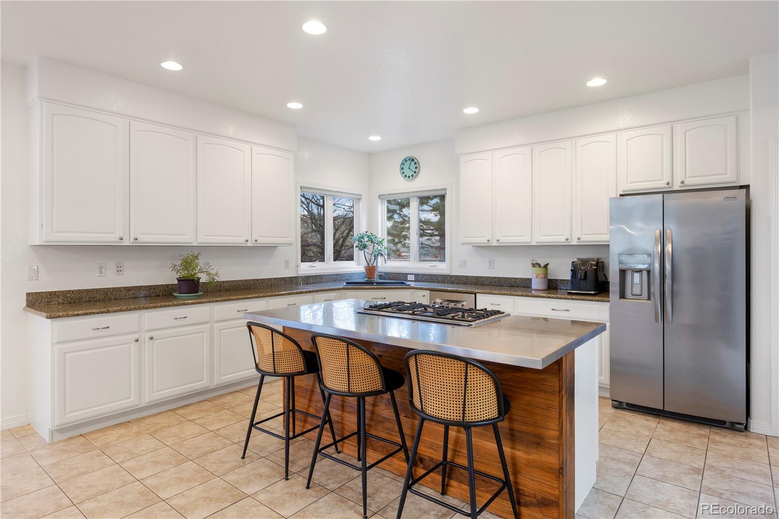 6098 Puma Ridge Lone Tree, CO 80124 - Photo 13 of 50