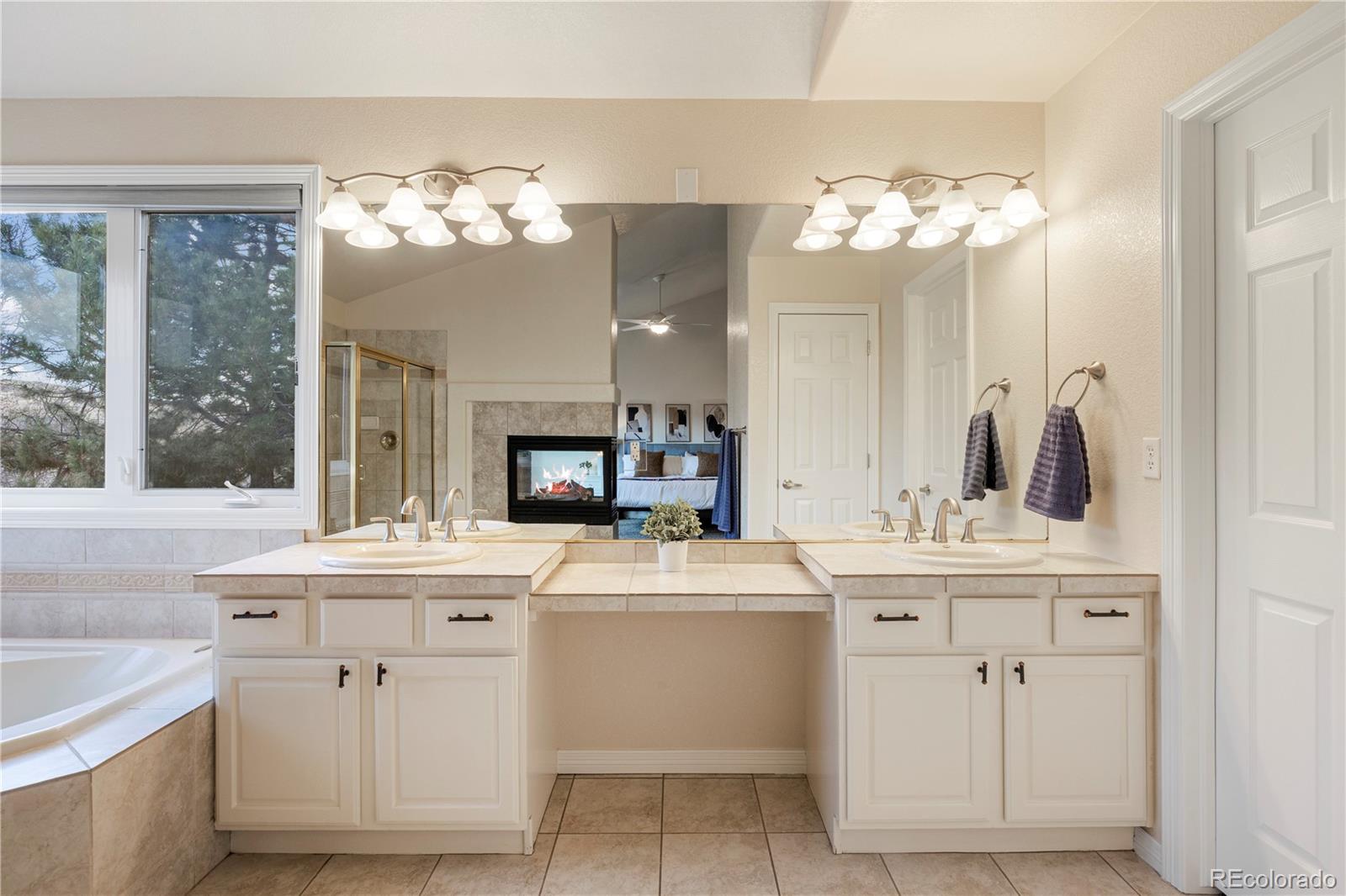 6098 Puma Ridge Lone Tree, CO 80124 - Photo 24 of 50